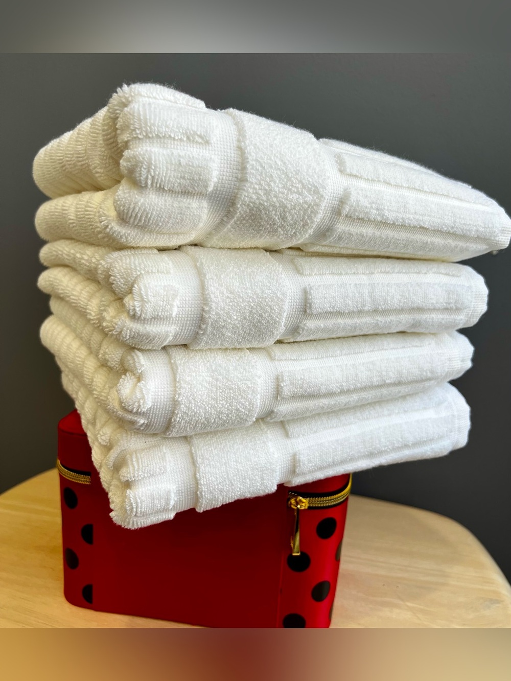 The Suite Collection- FOUR Ivory Tub Mats by Terrisol are NWT